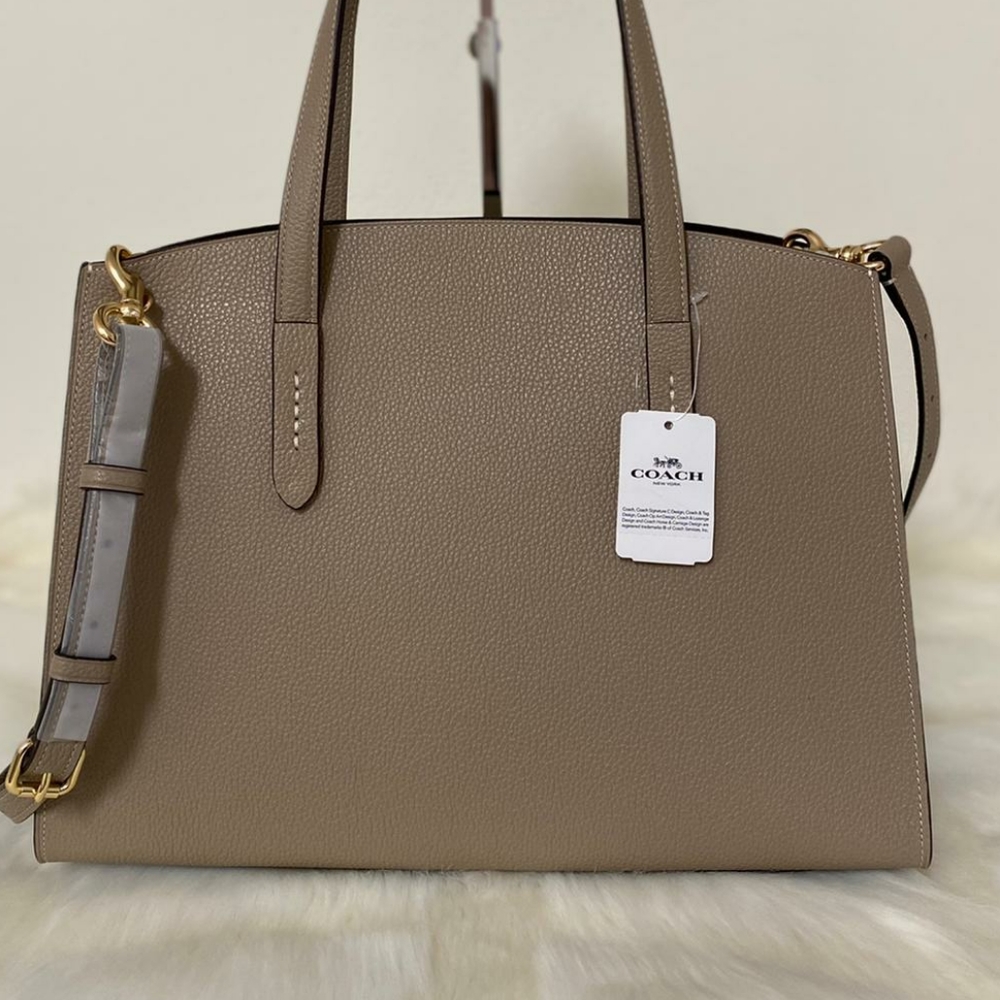 ⚜Coach Charlie Carryall
Purse - Picture 4 of 11